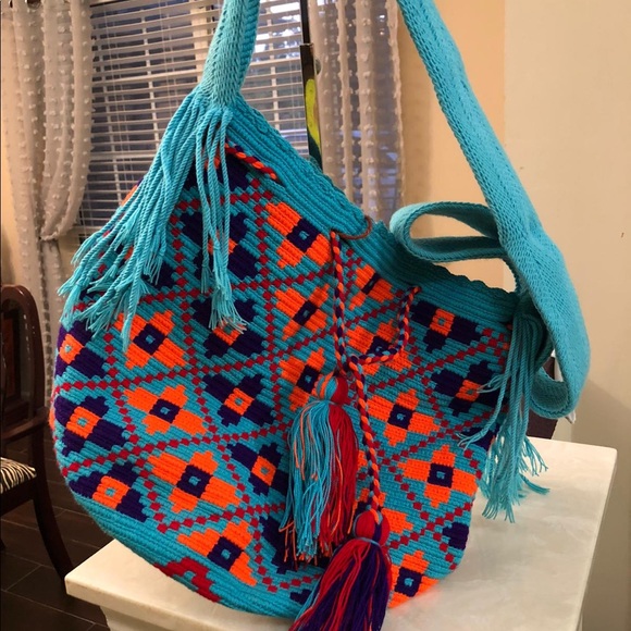 Bucket Wayu knitted bag Original Crossbody New - Picture 2 of 6